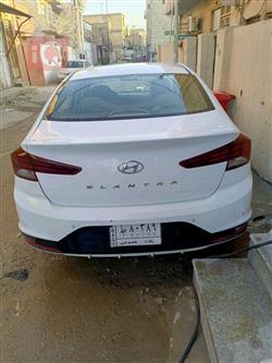 هیوندای ئەلەنترا